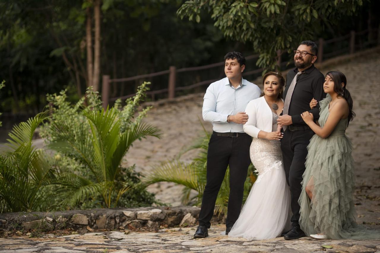 La Familia Santoyo Castellanos